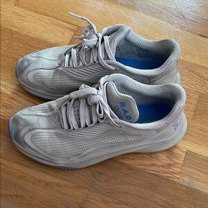 RAD Sneakers Men’s 6/ Women’s 7.5